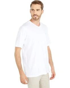Tommy Bahama New Bali Skyline V-Neck T-Shirt | Shirts & Tops -Outdoor Apparel Shop 61RoXFpiFbL. AC SR736920