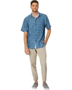 Tommy Bahama Coconut Point Pixel Paradise Camp Shirt | Shirts & Tops -Outdoor Apparel Shop 71vFC4sulcL. AC SR736920