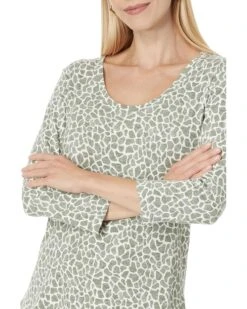 Tommy Bahama Ashby Isles Safari Spots Tee | Shirts & Tops 6 Tommy Bahama Ashby Isles Safari Spots Tee | Shirts & Tops -Outdoor Apparel Shop 81U9YtyQ4hL. AC SR736920